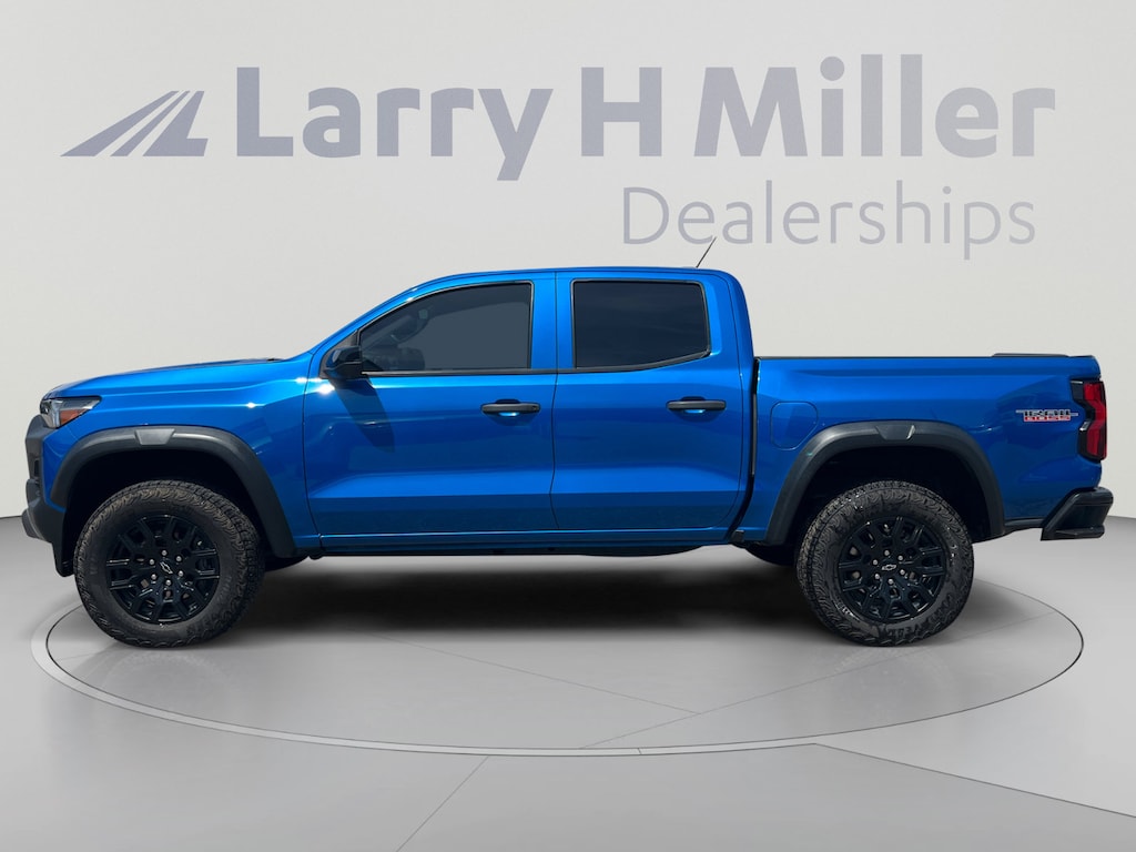 Used 2024 Chevrolet Colorado 4WD Trail Boss 4WD Crew Cab Trail Boss