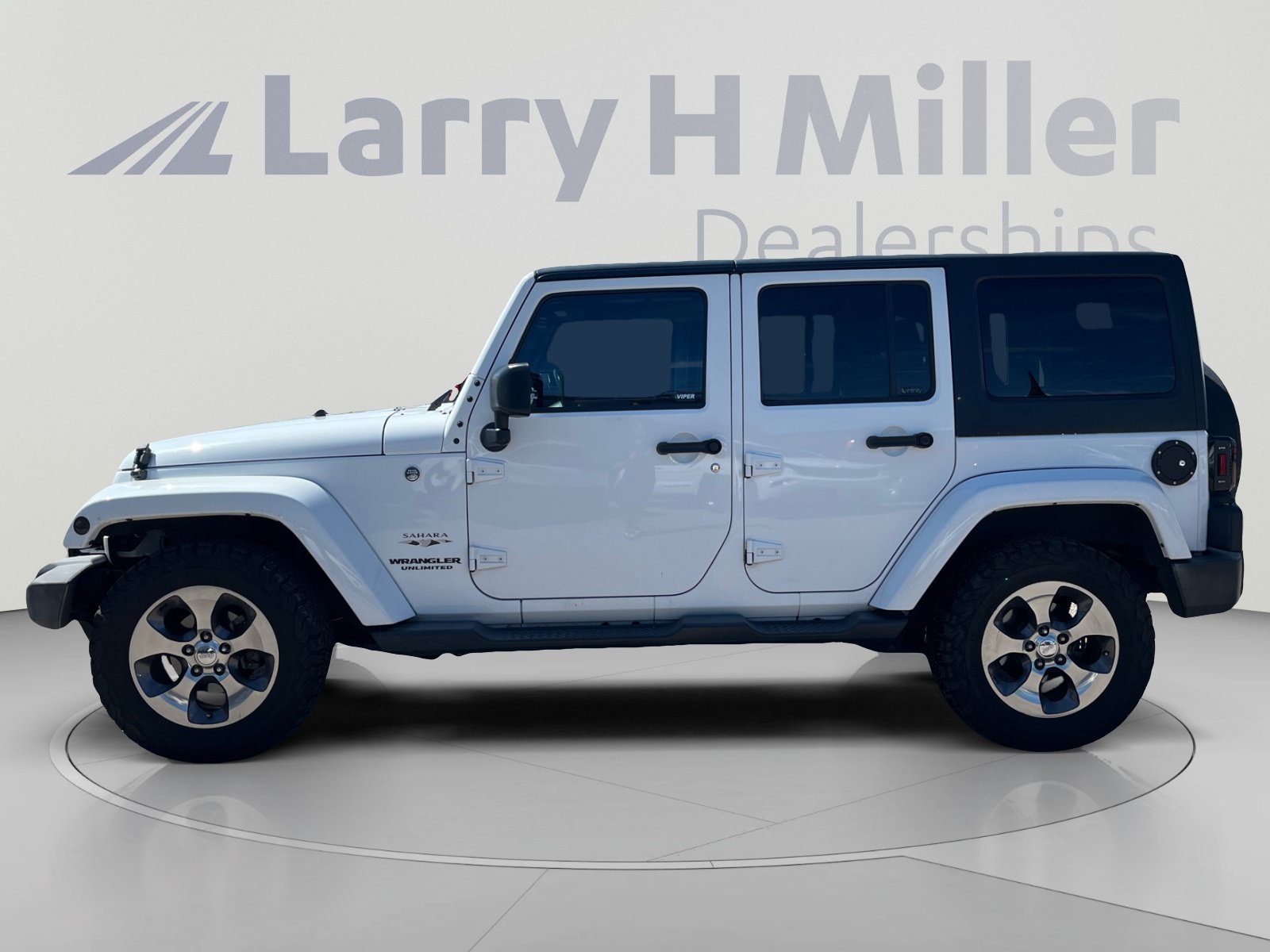 Used 2016 Jeep Wrangler Unlimited Sahara 4WD Sahara