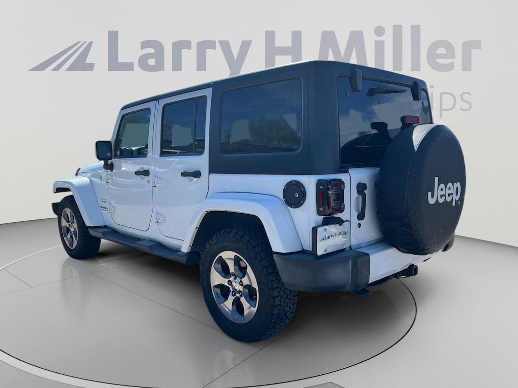 Used 2016 Jeep Wrangler Unlimited Sahara 4WD Sahara