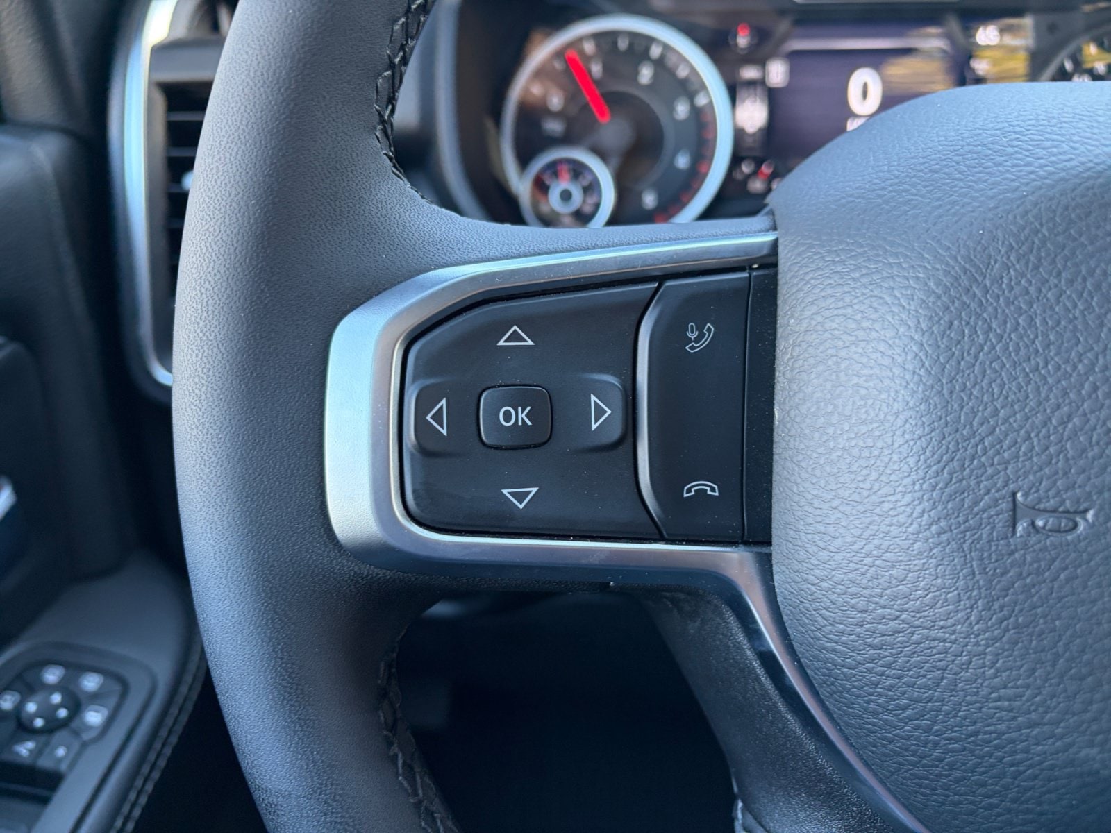2026 RAM 2500 Big Horn - Photo 24