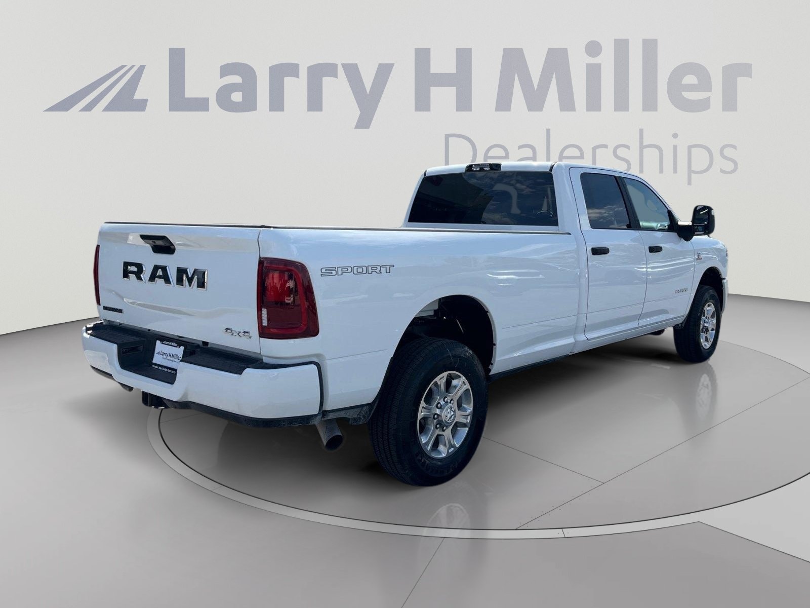 2026 RAM 2500 Big Horn - Photo 5