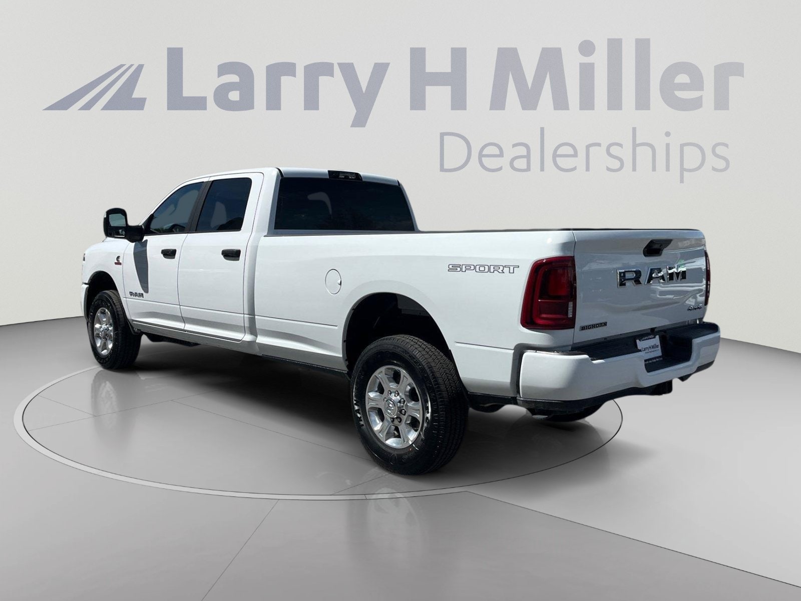 2026 RAM 2500 Big Horn - Photo 3