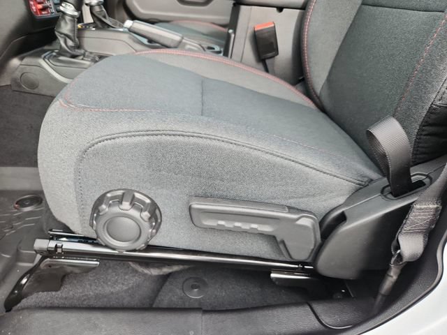 2026 Jeep Wrangler 4-Door Rubicon - Photo 20