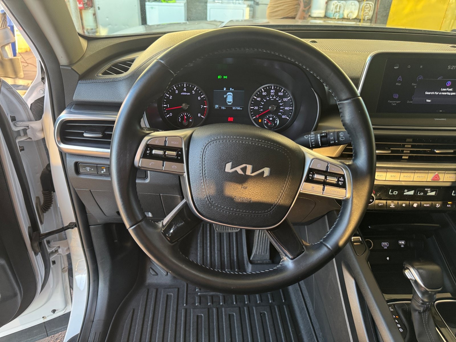 Photo 16