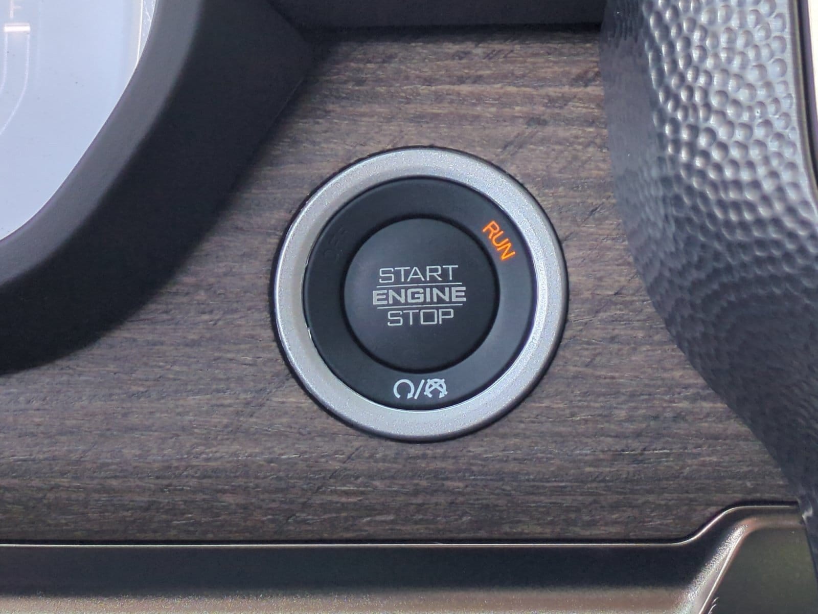 2025 RAM 1500 Limited Longhorn - Photo 30
