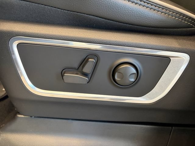 2026 RAM 1500 Laramie - Photo 15