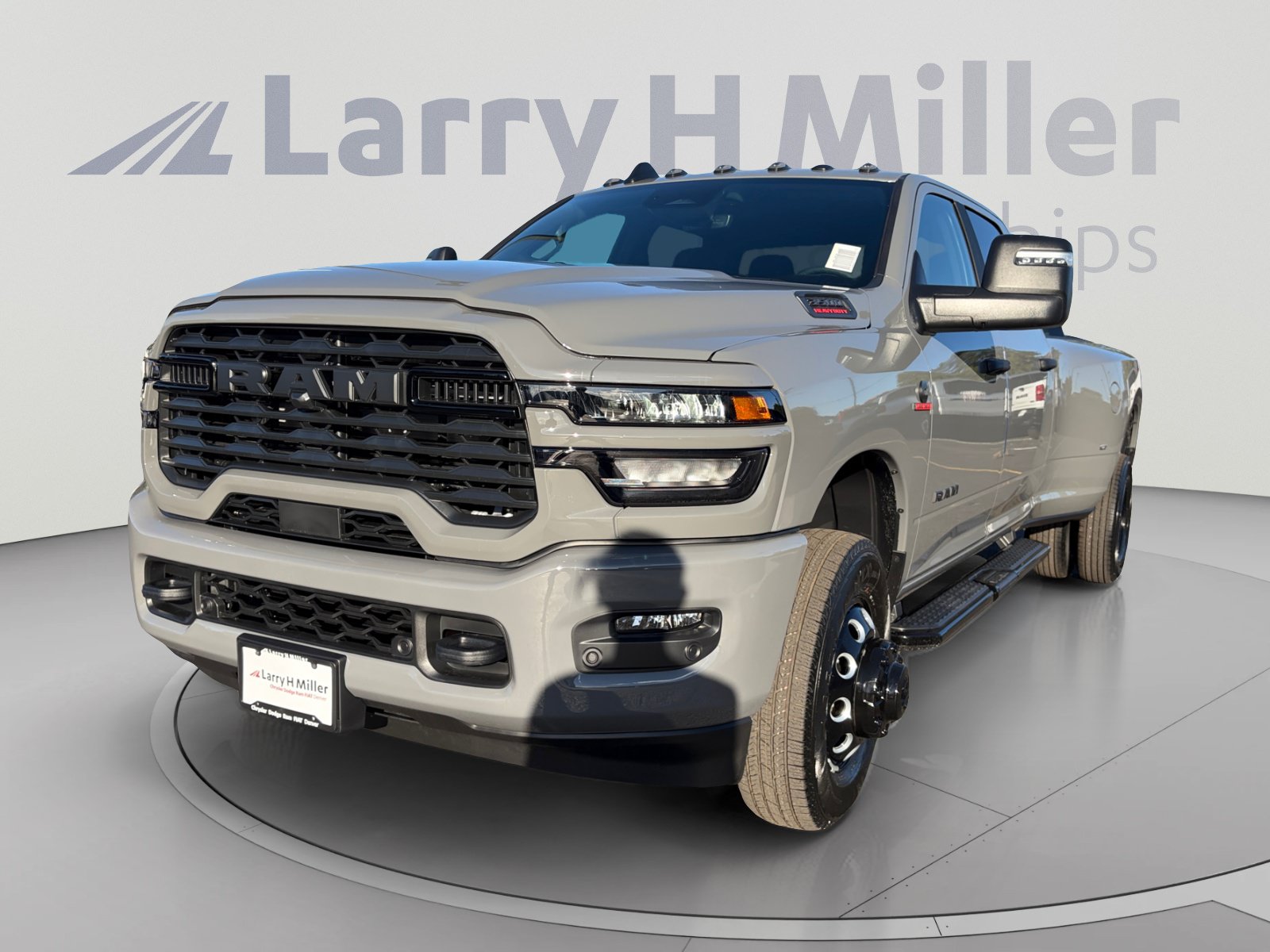 New 2027 Ram 3500 BIG HORN CREW CAB 4X4 8' BOX Pickup Denver, CO