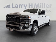 New 2026 Ram 3500 TRADESMAN CREW CAB 4X4 8' BOX Pickup Denver, CO