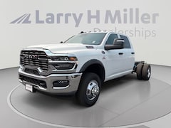 New 2026 Ram 3500 Chassis Cab TRADESMAN CREW   4X4 60' CA Pickup Denver, CO