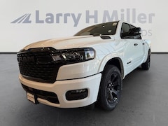 New 2026 Ram 1500 LONE STAR CREW CAB 4X4 5'7 BOX Pickup Denver, CO