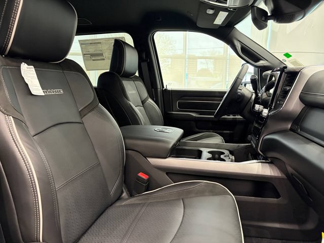 2026 RAM 3500 Laramie - Photo 27