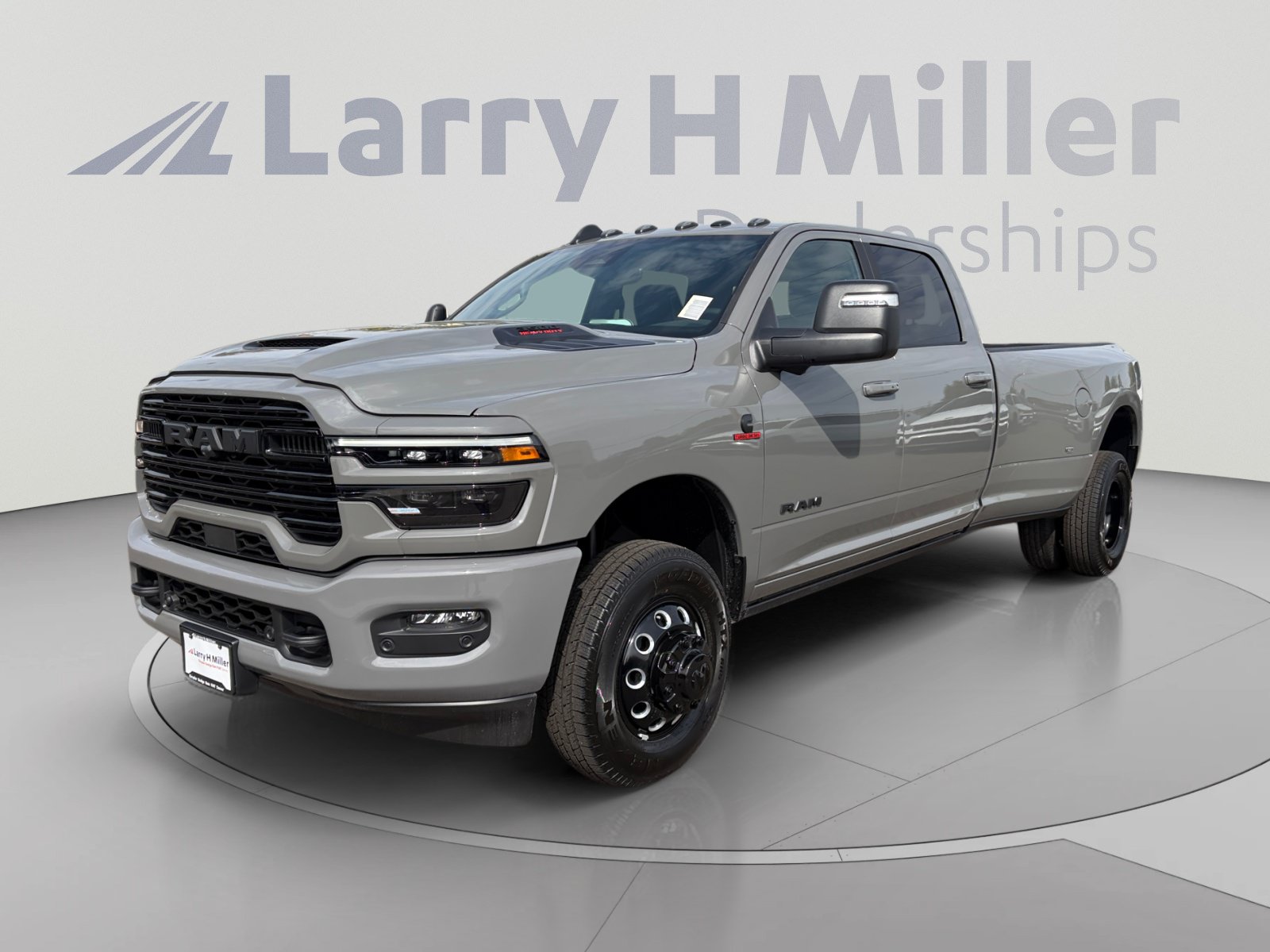 New 2027 Ram 3500 LARAMIE CREW CAB 4X4 8' BOX Pickup Denver, CO