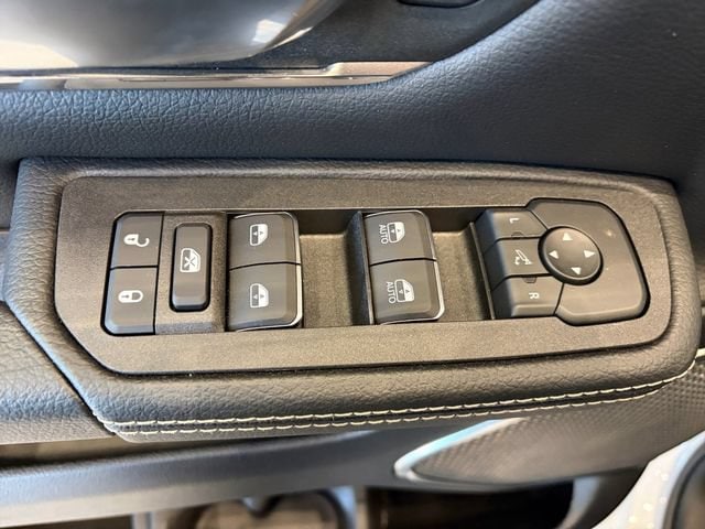2026 RAM 1500 Laramie - Photo 16