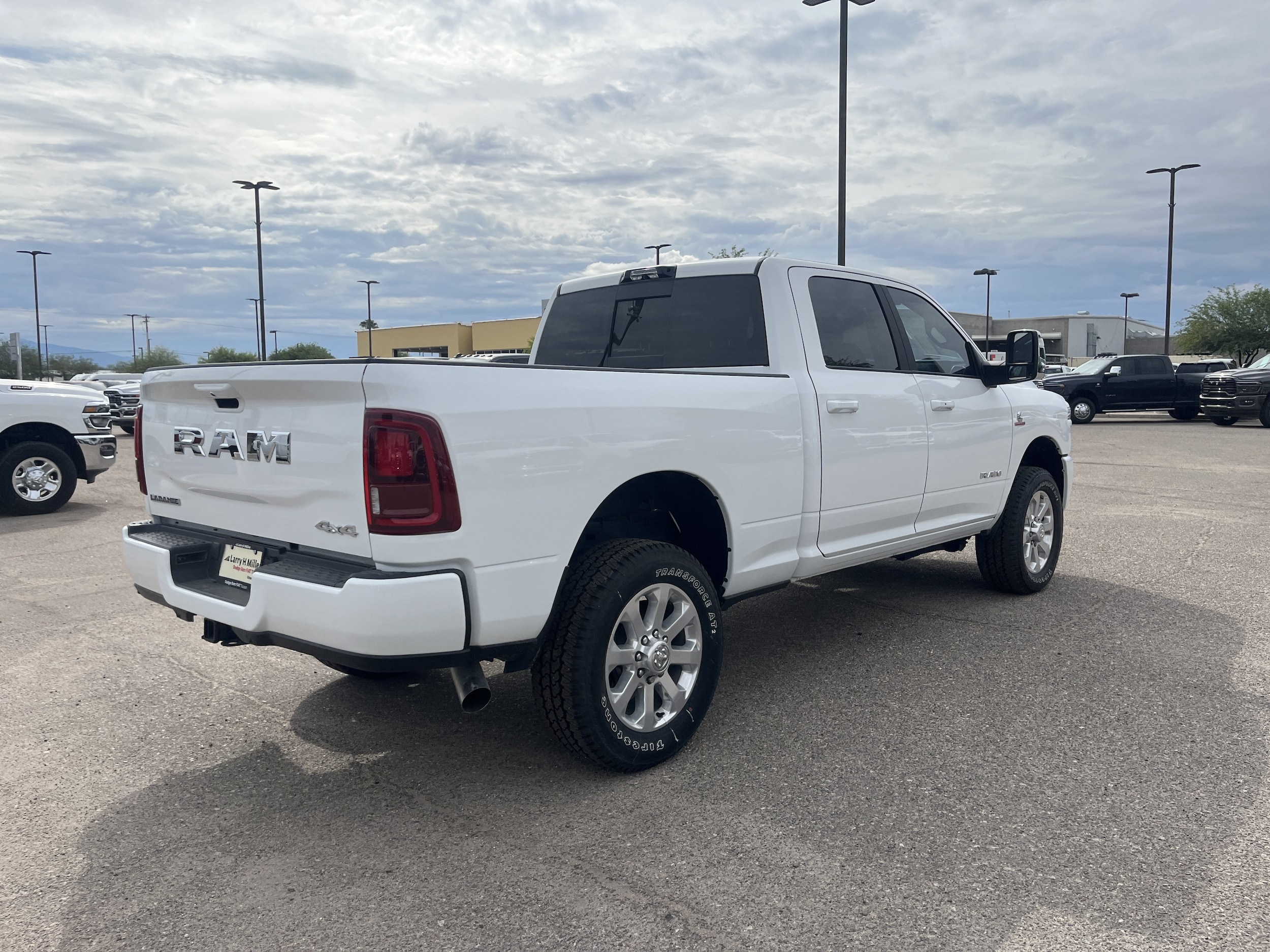 2026 RAM 2500 Laramie - Photo 7