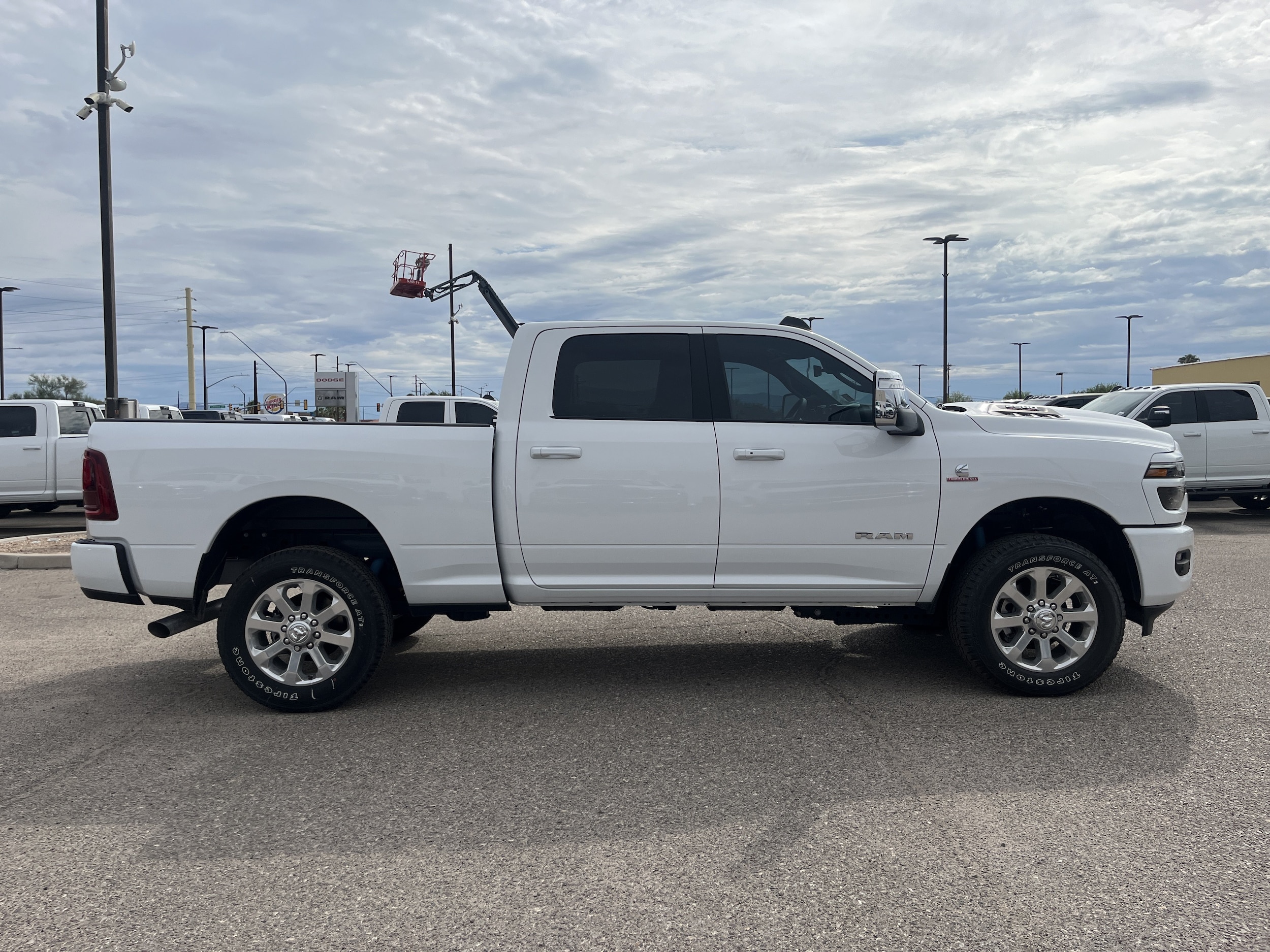 2026 RAM 2500 Laramie - Photo 8