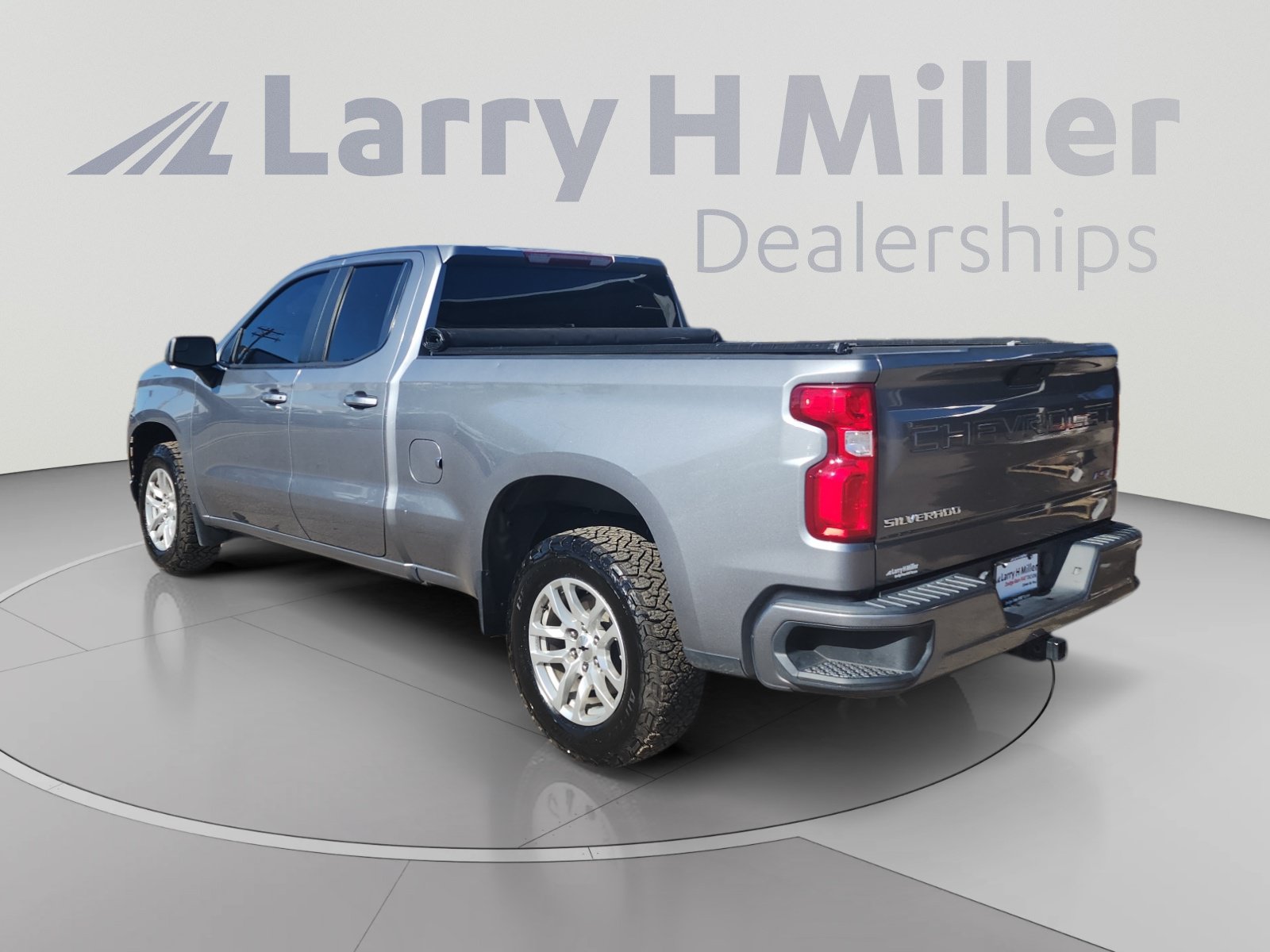 Used 2020 Chevrolet Silverado 1500 RST Truck