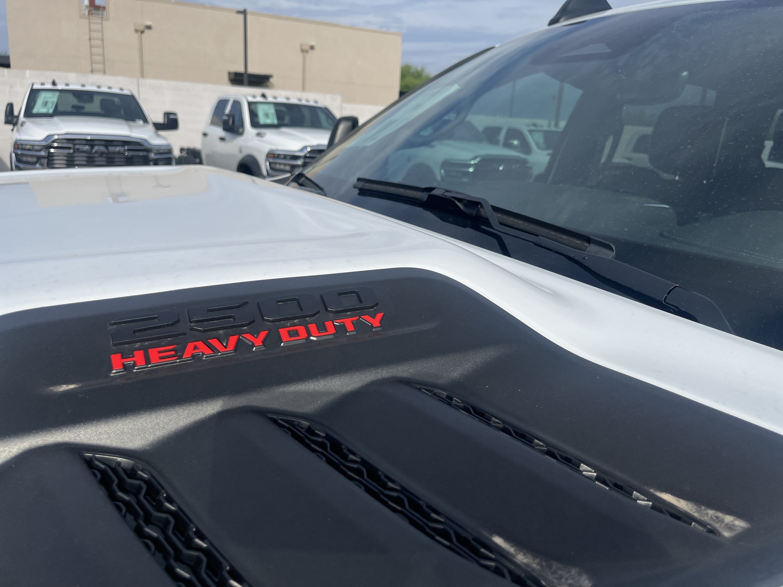 2026 RAM 2500 Laramie - Photo 33