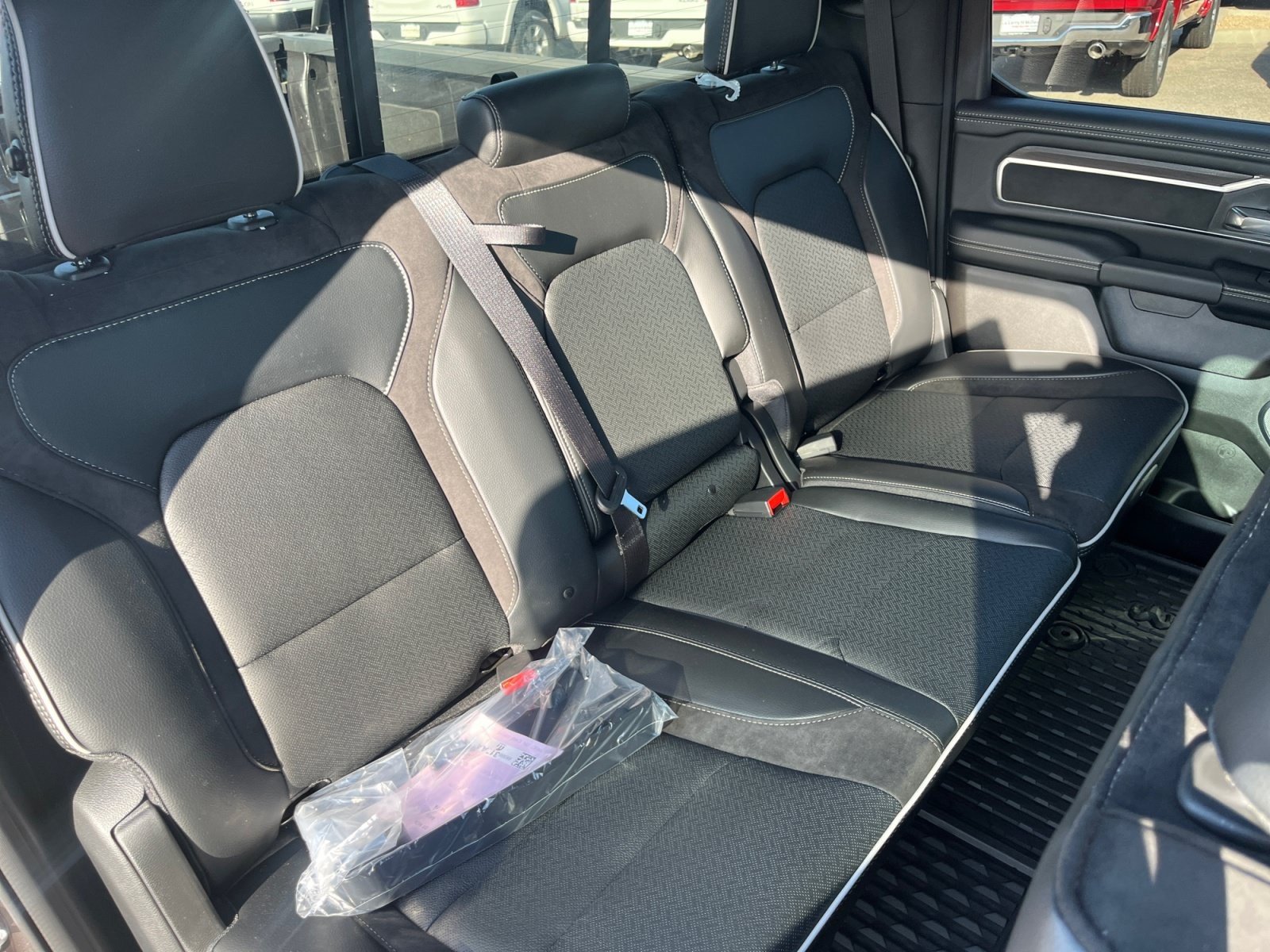 2026 RAM 1500 Laramie - Photo 20