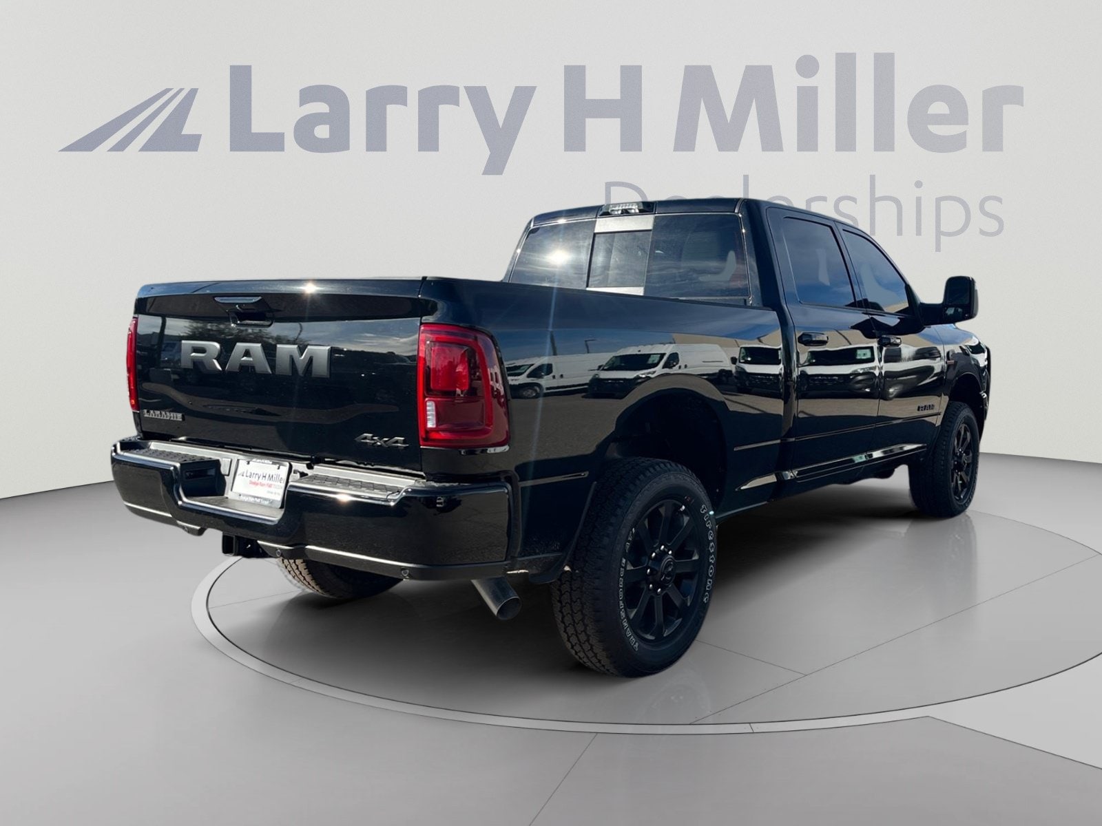 2026 RAM 2500 Laramie - Photo 7