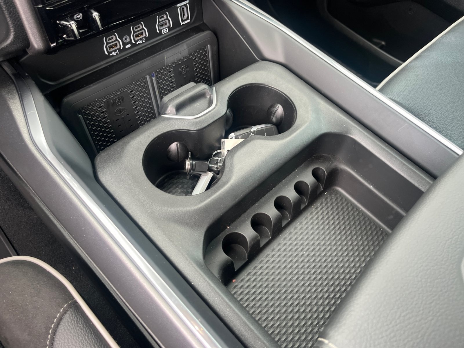 2026 RAM 1500 Laramie - Photo 33