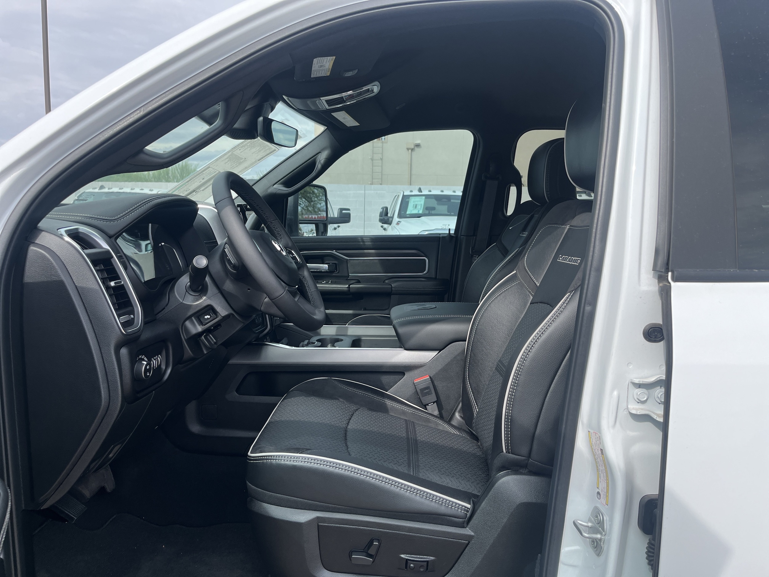 2026 RAM 2500 Laramie - Photo 11