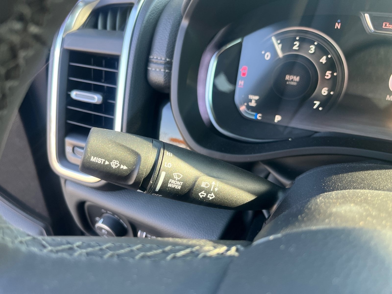 2026 RAM 1500 Laramie - Photo 13