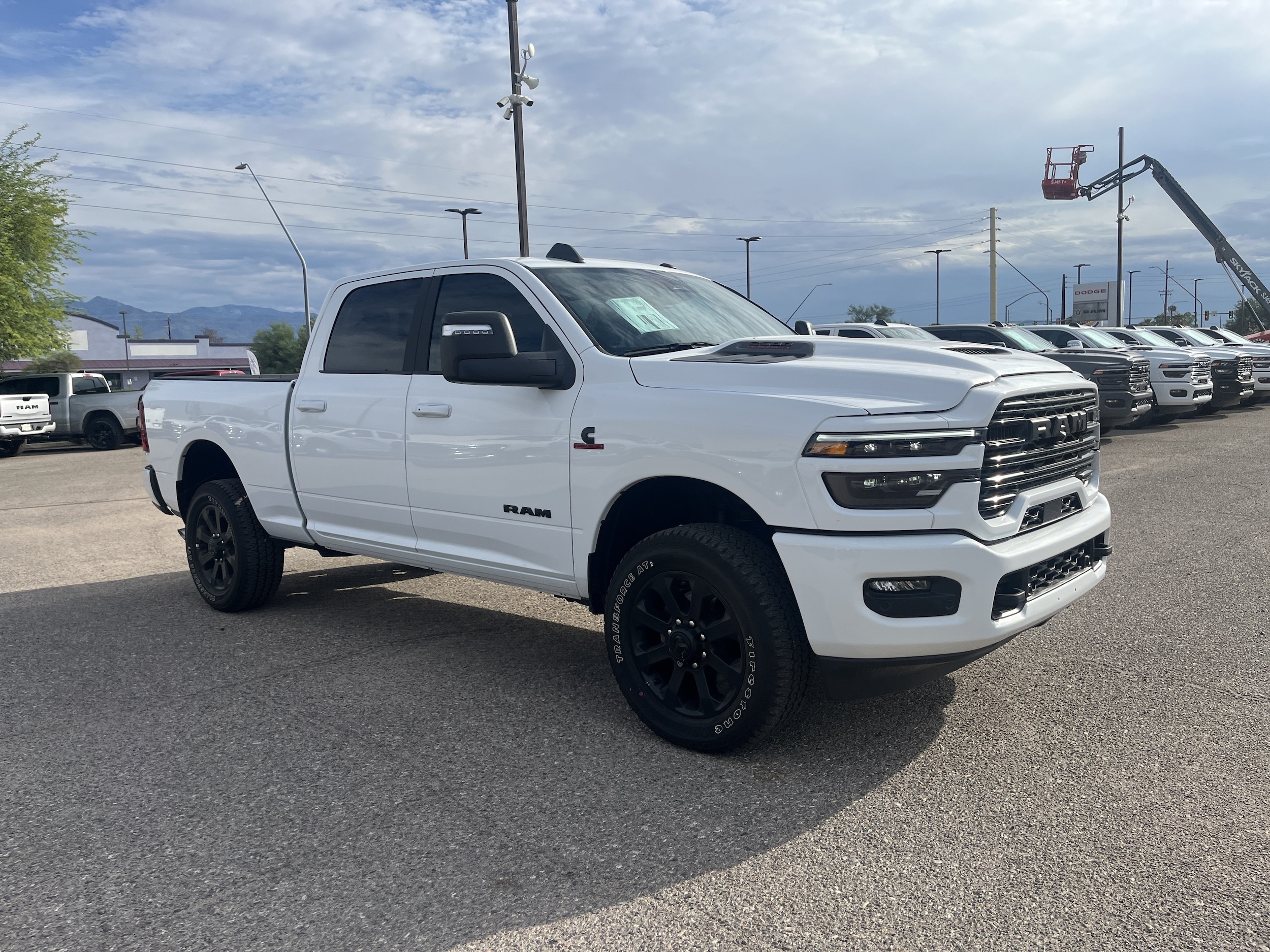 2026 RAM 2500 Laramie - Photo 9