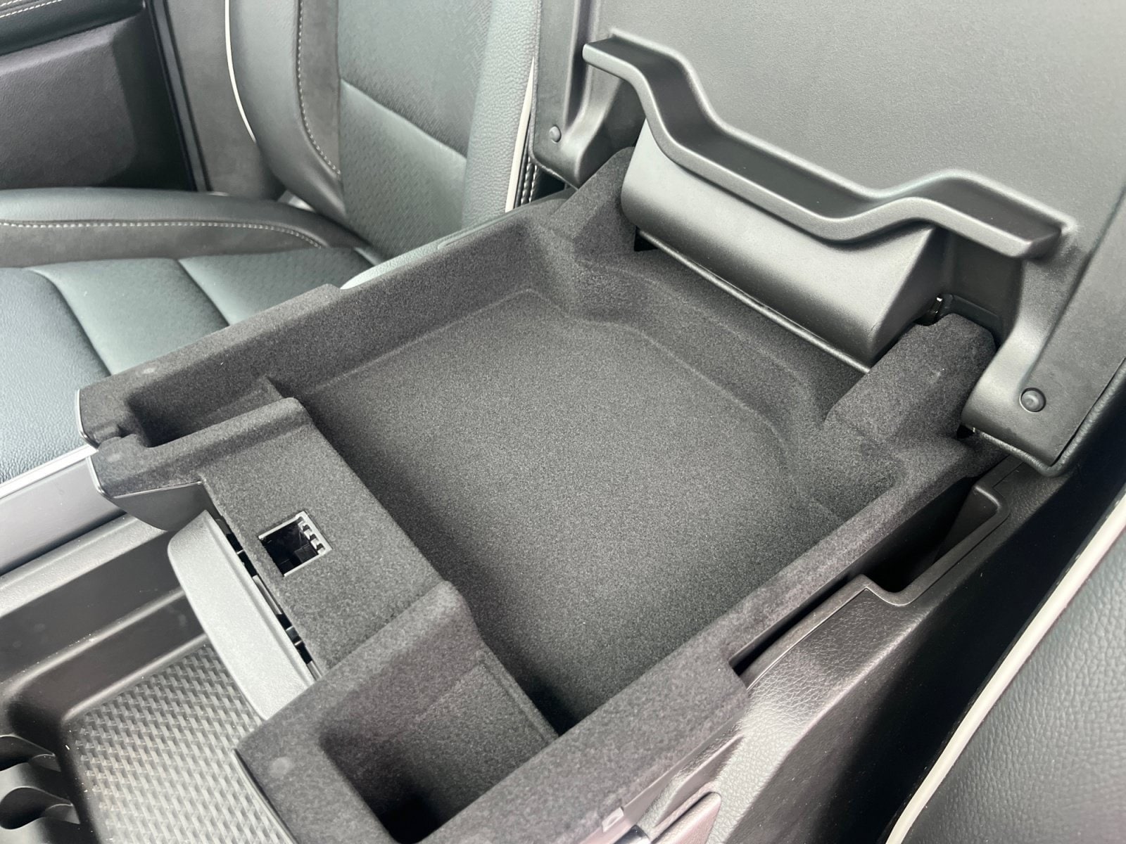 2026 RAM 1500 Laramie - Photo 17