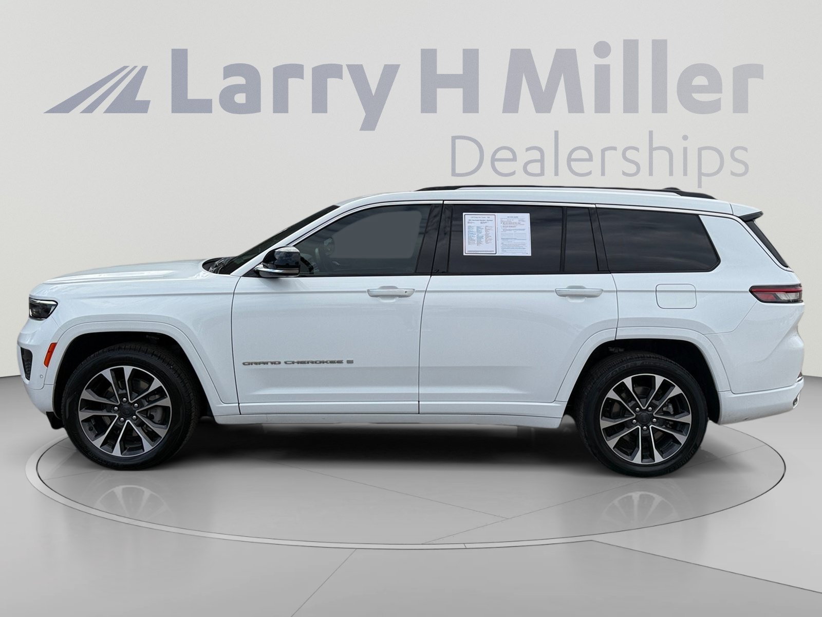 Used 2023 Jeep Grand Cherokee L Overland SUV