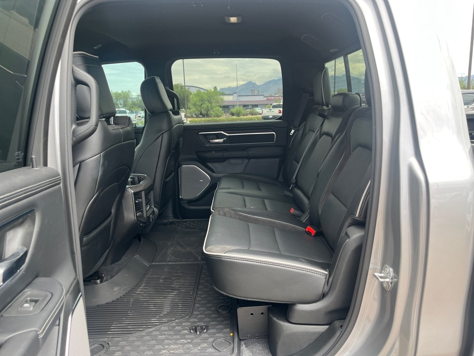 2026 RAM 1500 Laramie - Photo 19