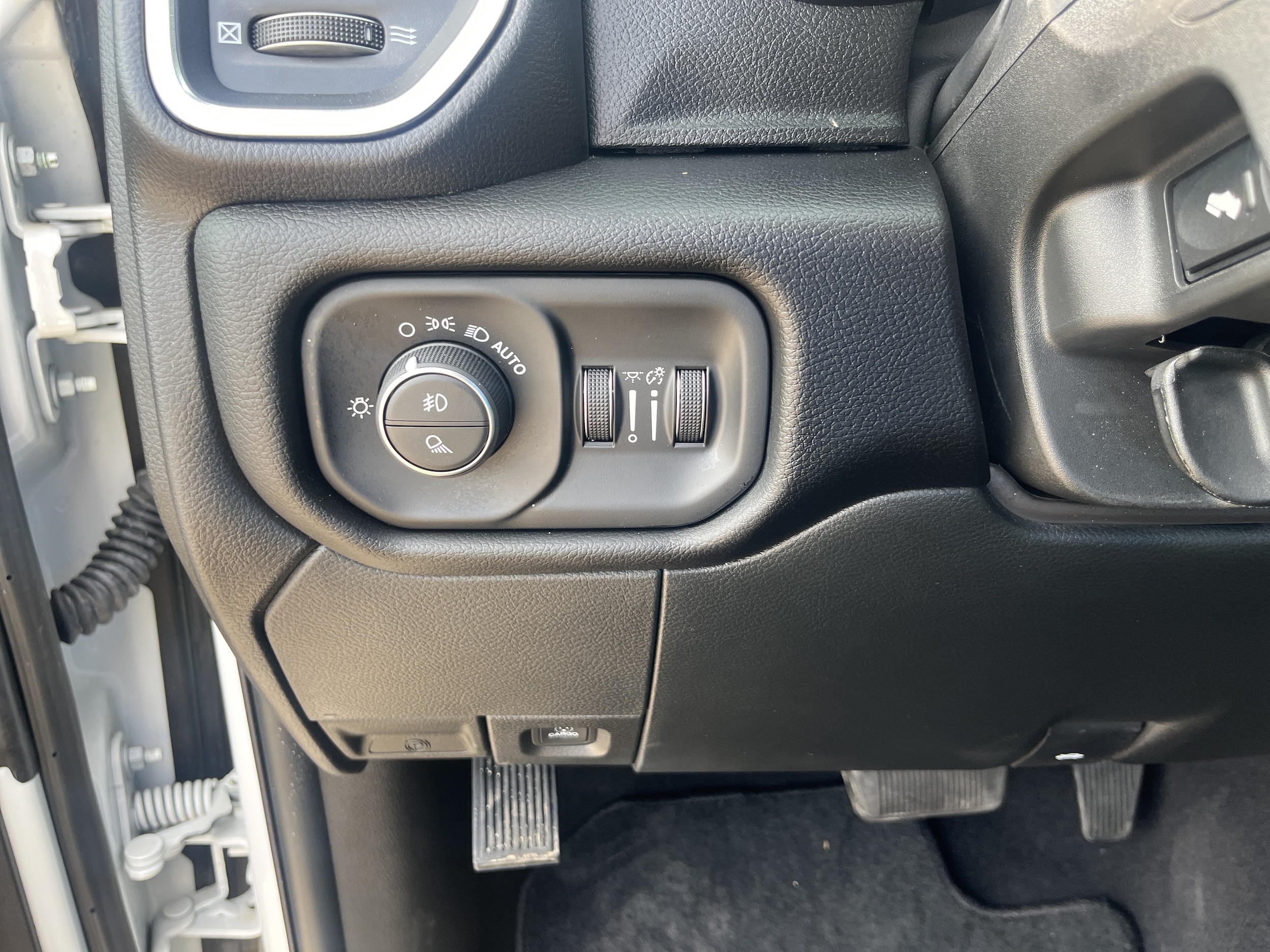 2026 RAM 2500 Laramie - Photo 22