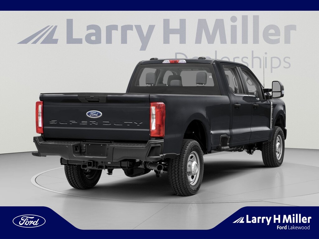 New 2027 Ford Super Duty F-350 SRW F-350® XLT Truck Crew Cab