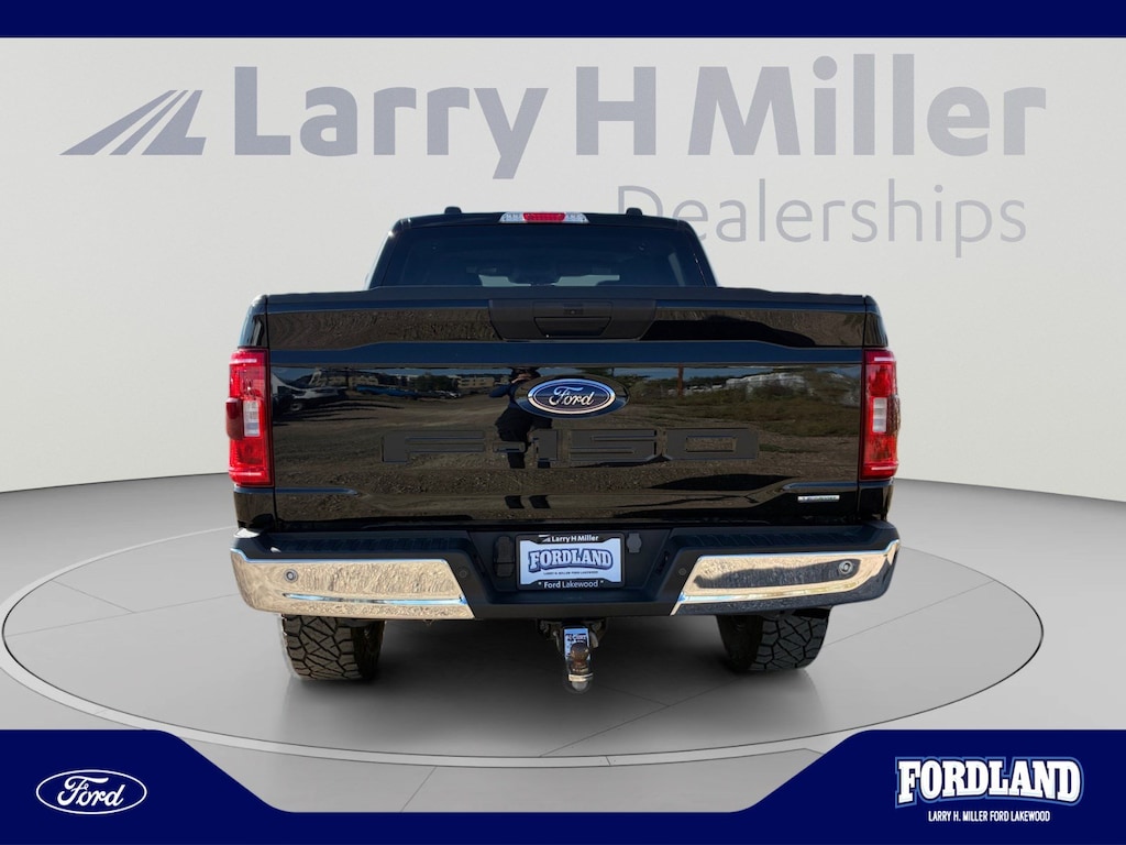 Used 2023 Ford F-150 XLT Truck SuperCrew Cab