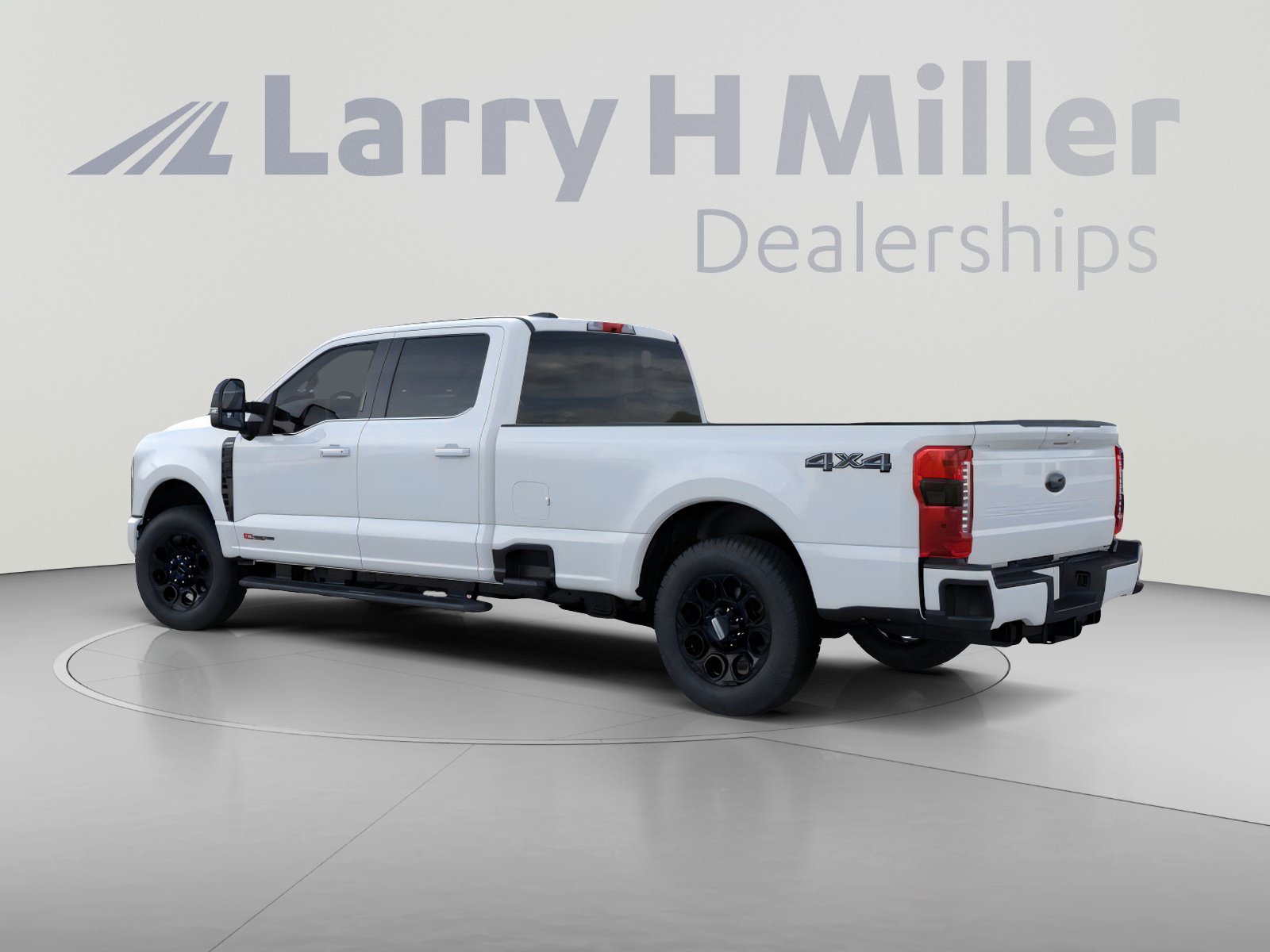 New 2026 Ford Super Duty F-350 SRW LARIAT 4WD Crew Cab 8' Box V8 Engine
