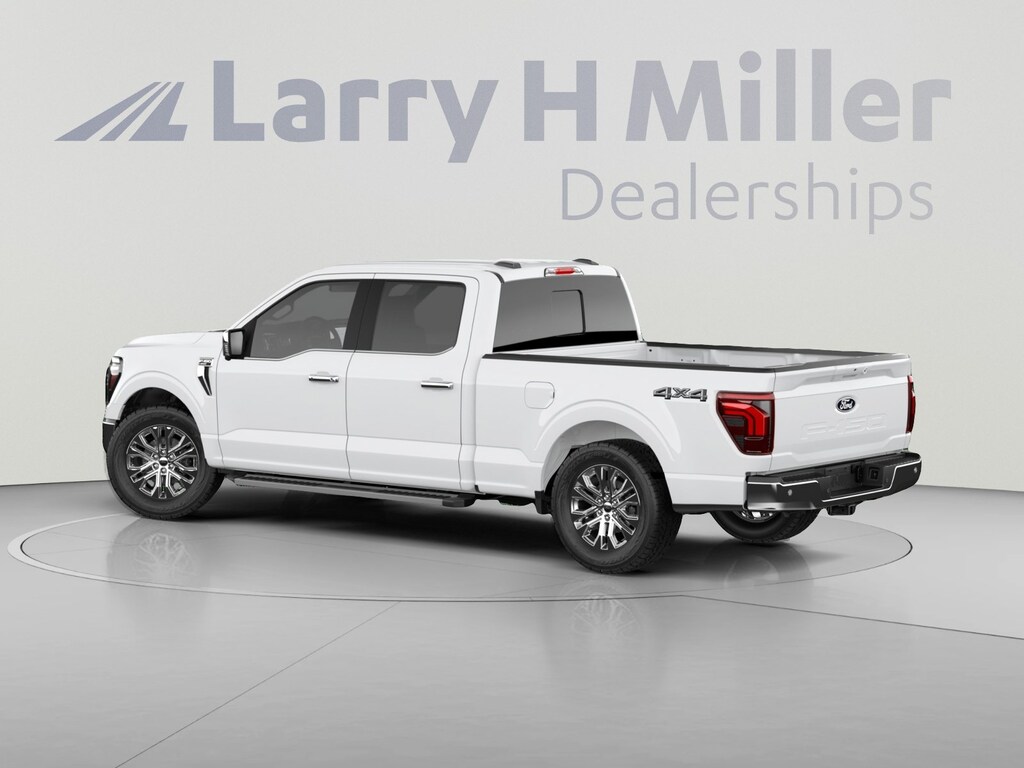 New 2026 Ford F-150 LARIAT 4WD SuperCrew 5-1/2' Box V6 Engine