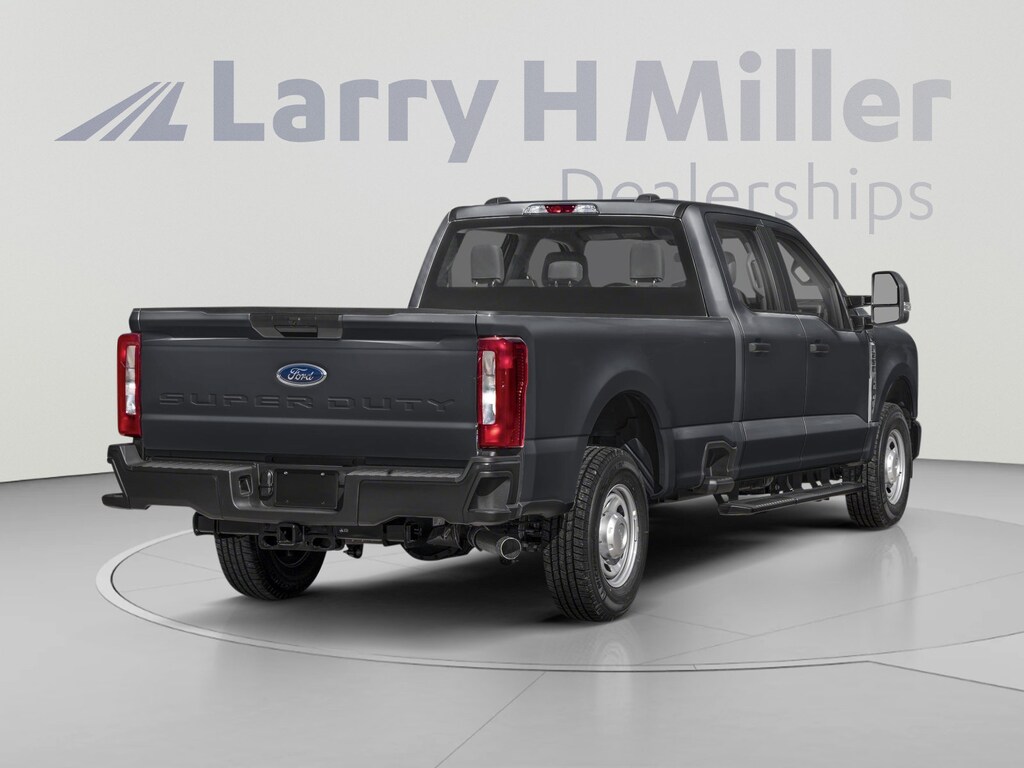 New 2027 Ford Super Duty F-250 SRW LARIAT 4WD Crew Cab 6-3/4' Box V8 Engine
