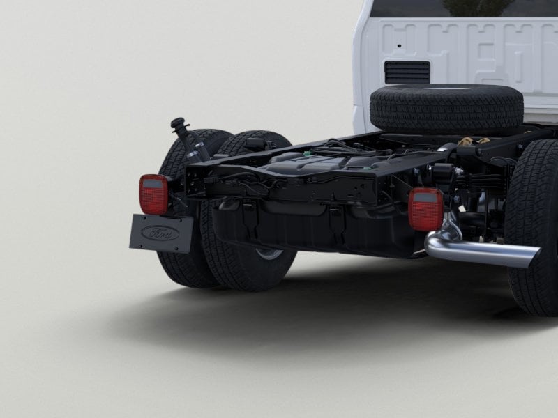 2025 Ford F-350 Super Duty Chassis Cab XL - Photo 19