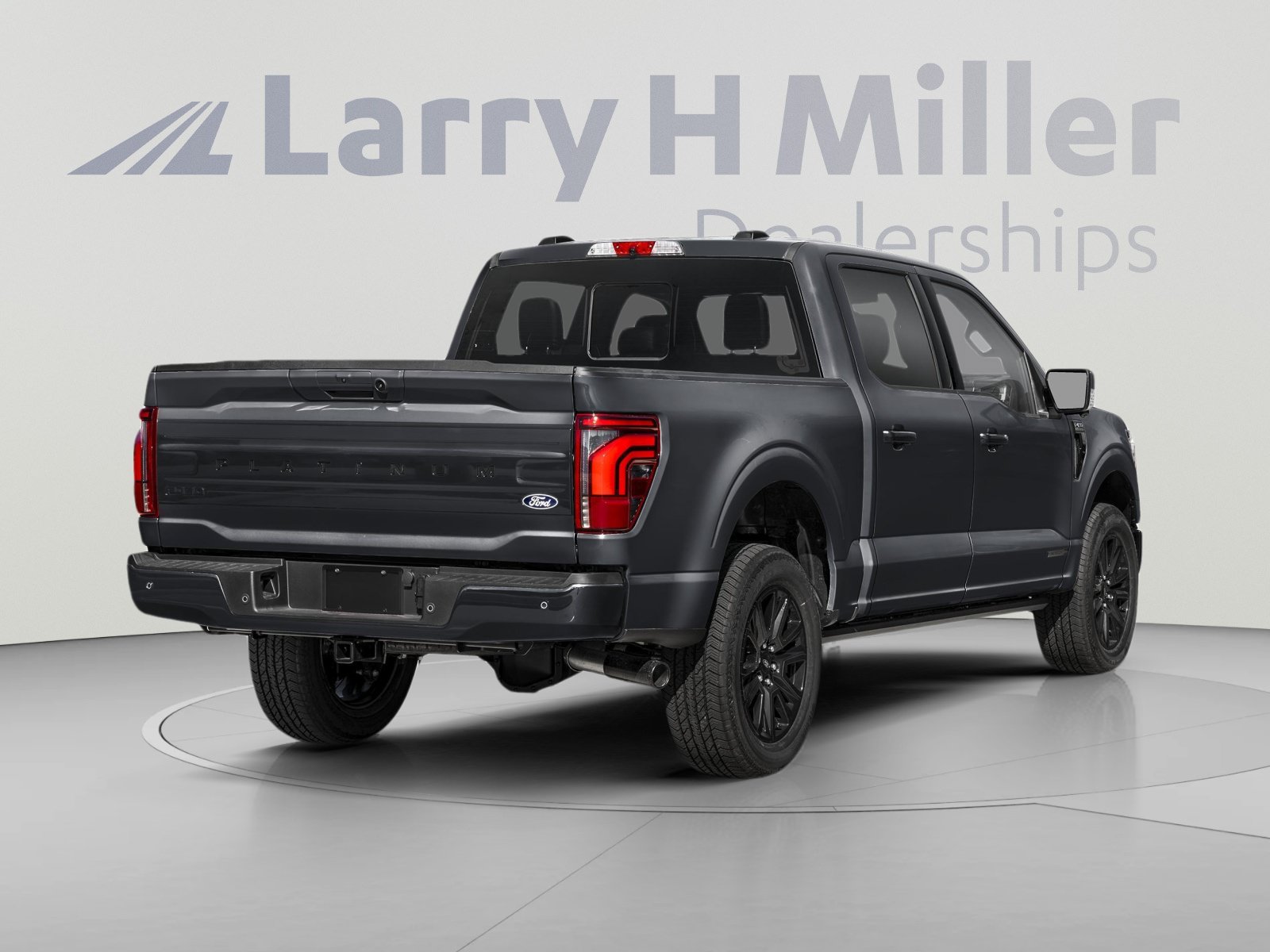 New 2026 Ford F-150 Platinum 4WD SuperCrew 5-1/2' Box V6 Engine