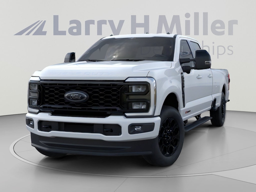 New 2026 Ford Super Duty F-350 SRW LARIAT 4WD Crew Cab 8' Box V8 Engine