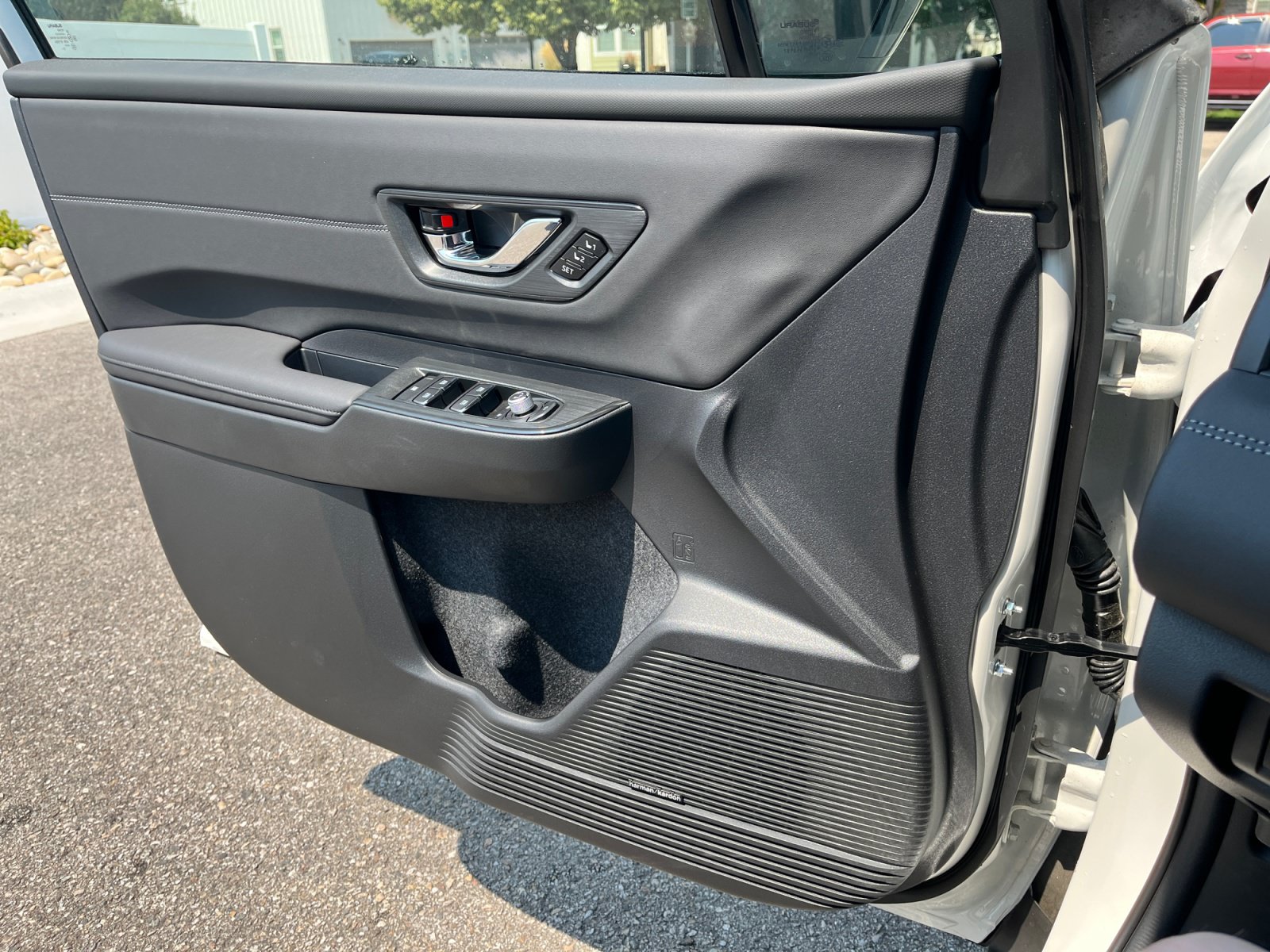 2026 Subaru Outback Touring XT - Photo 14