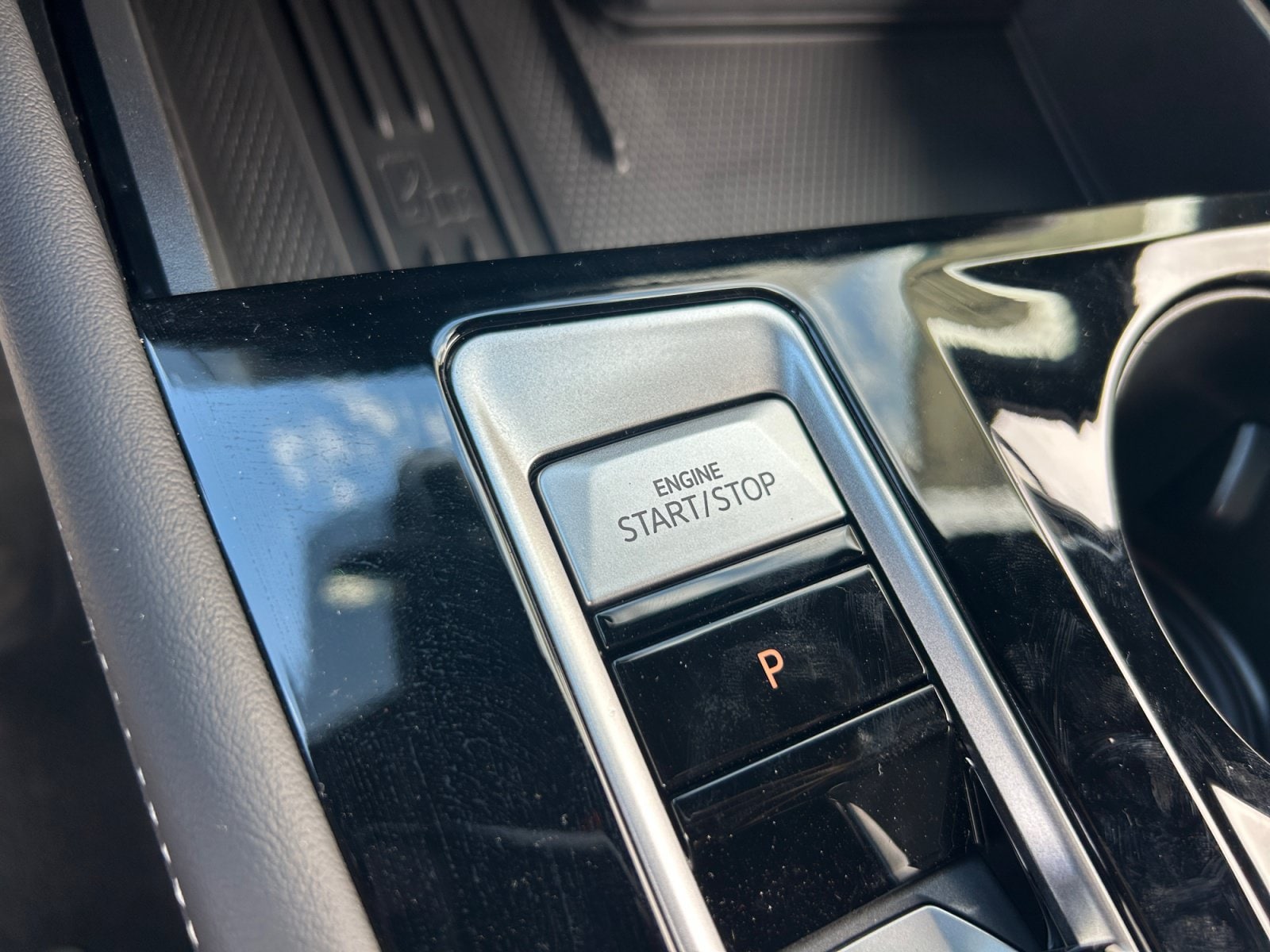 2026 Volkswagen Atlas Cross Sport SEL Premium R-LINE - Photo 29