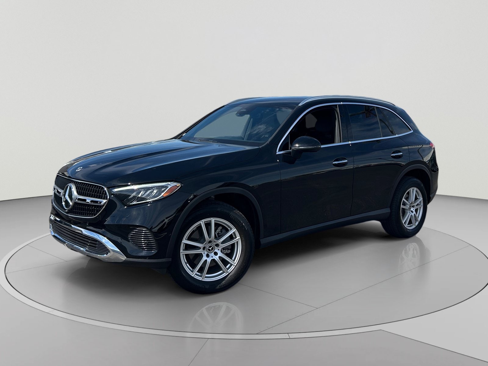 2025 Mercedes-Benz GLC
