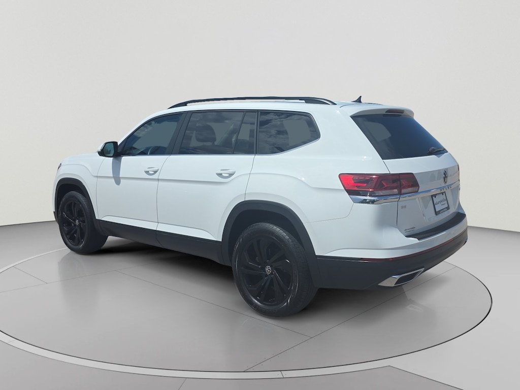 Used 2022 Volkswagen Atlas 2.0T SE w/Technology SUV