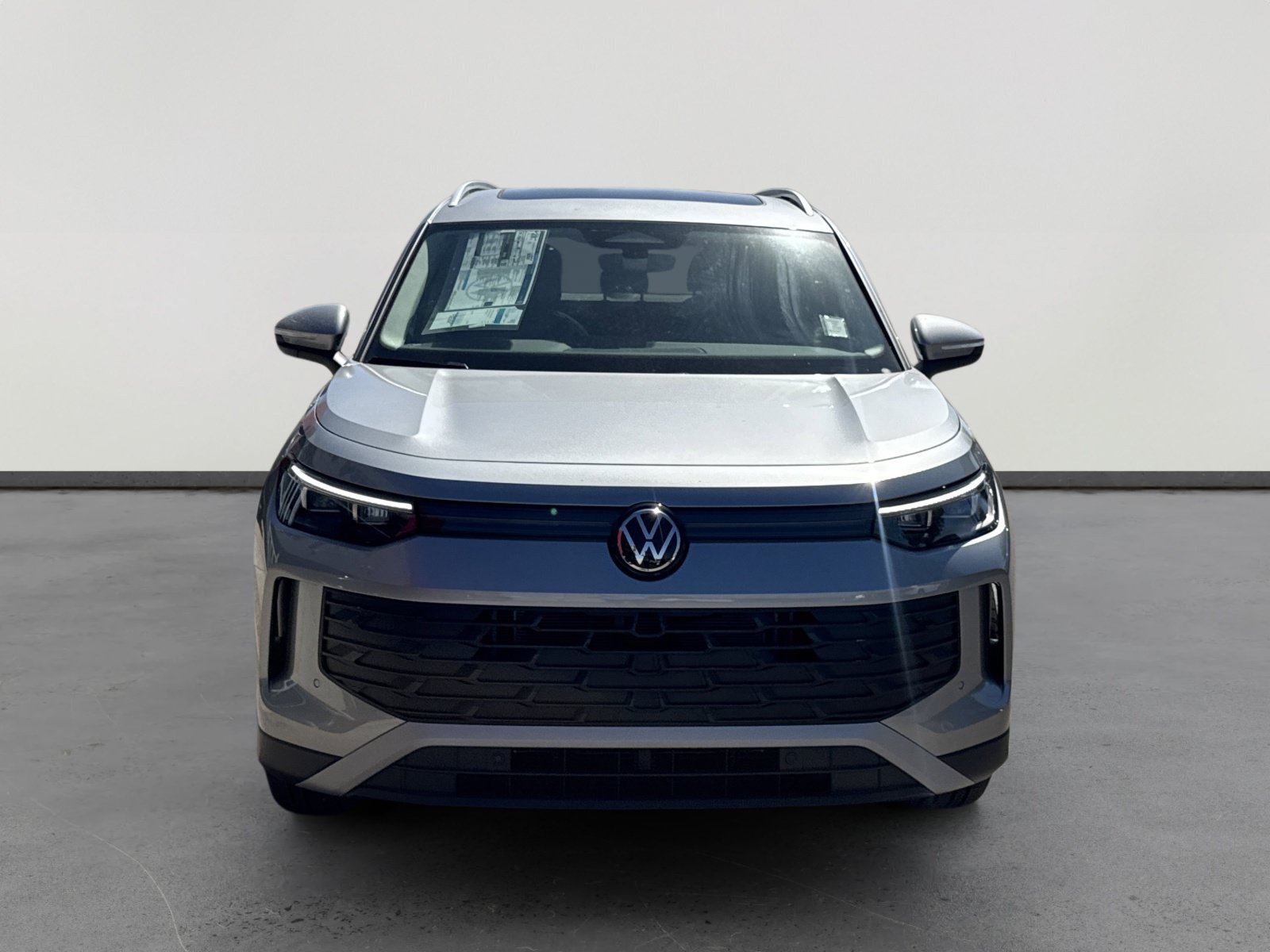 New 2026 Volkswagen Tiguan SE SUV