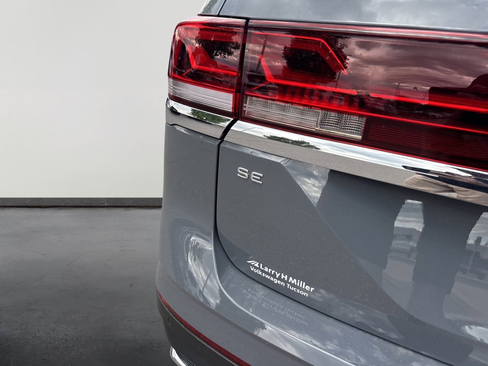 2026 Volkswagen Atlas SE w/Tech - Photo 7