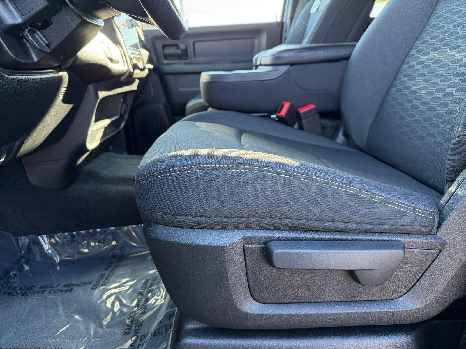 2026 RAM 3500 Tradesman - Photo 15