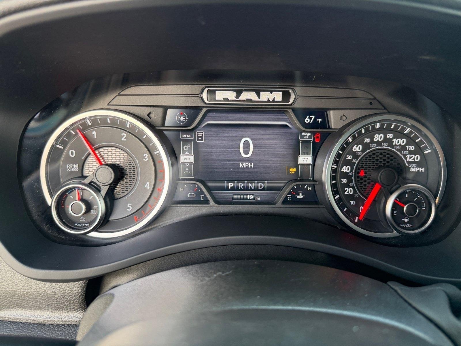 2026 RAM 3500 Big Horn - Photo 11