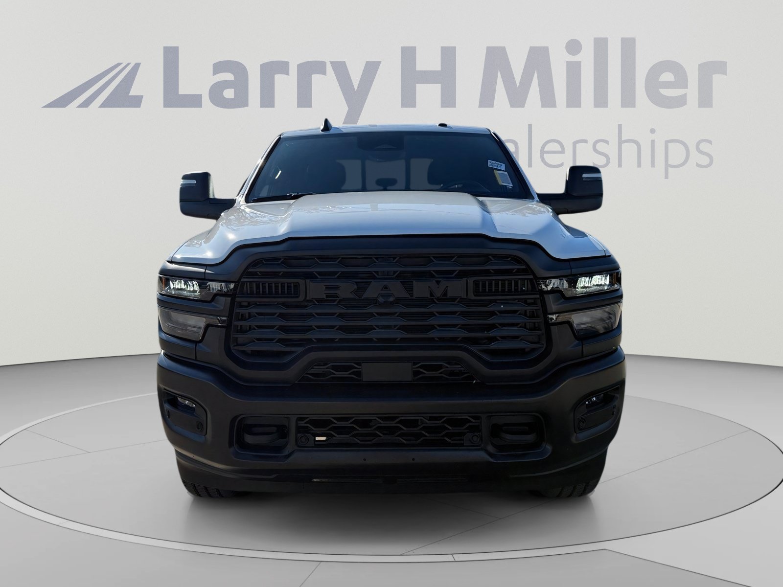 2026 RAM 3500 Tradesman - Photo 9
