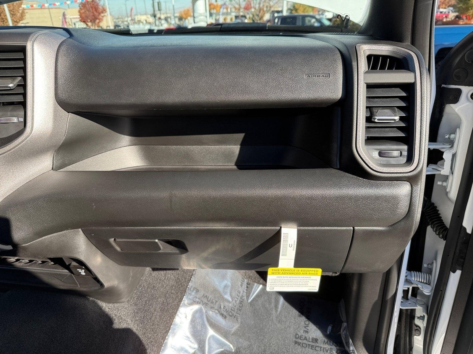 2026 RAM 3500 Tradesman - Photo 21