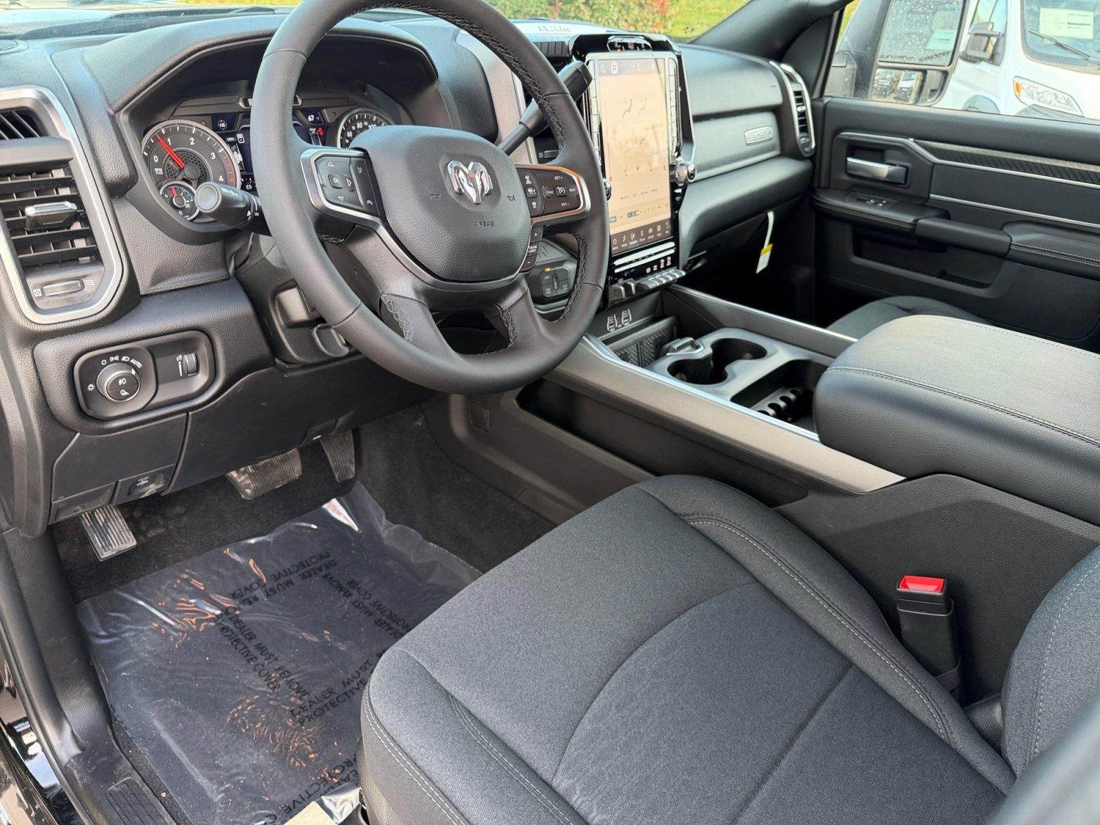 2026 RAM 3500 Big Horn - Photo 9